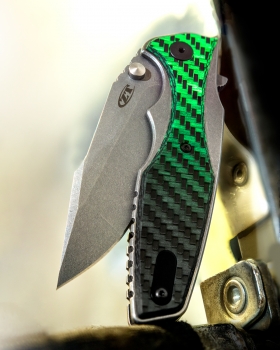 Фото 8: Нож складной Zero Tolerance 0393GLCF, карбон светится в темноте